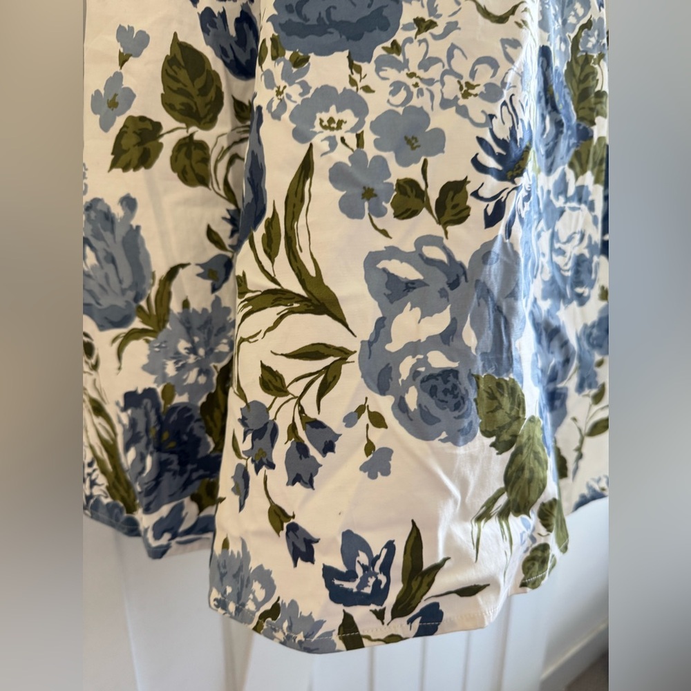 Reformation Kastoria Dress in the Lucca floral print - Picture 6 of 16